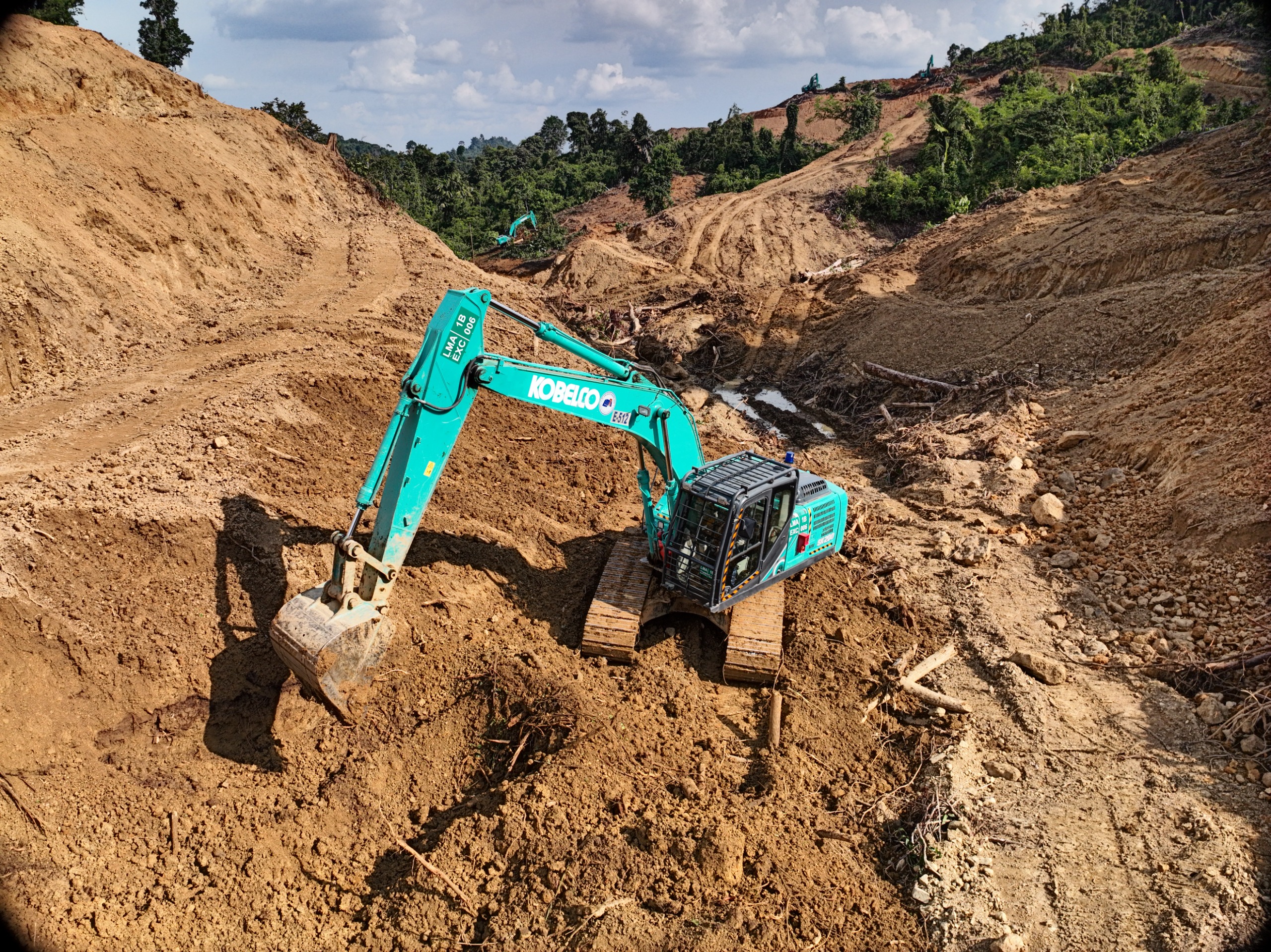 Construction equipment